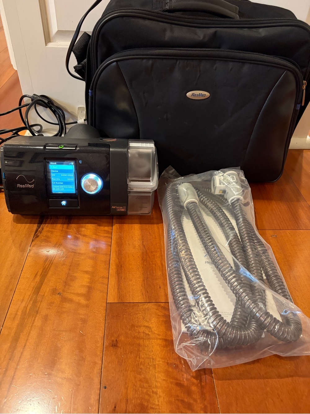 Resmed AirSense 10 AUTOSET with New Hose